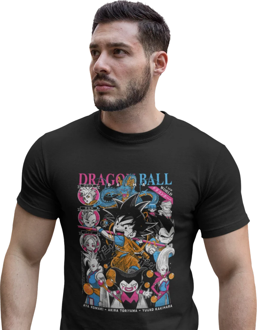 Hombre con playera negra de Dragon Ball